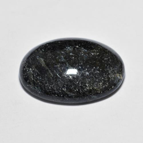 Nuummite Negro con destello azul natural de 10.56 ct, Corte Óvalo, Opaco