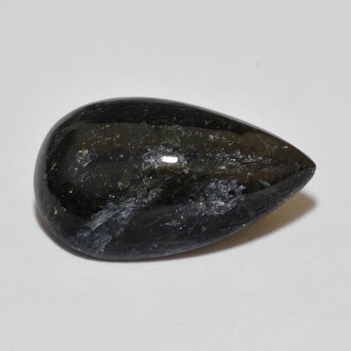 Nuummita negro natural de 7,64 ct, en forma de pera, opaco