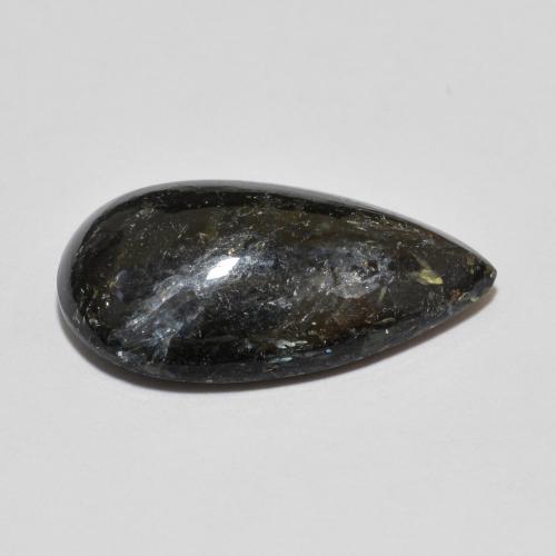 Nuummita negro natural de 7,64 ct, en forma de pera, opaco