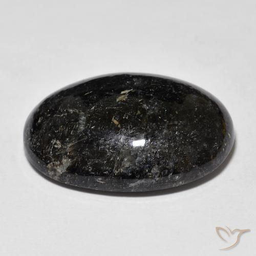 Nuummite Negro con destello azul natural de 20.25 ct, Ovalada, Opaco