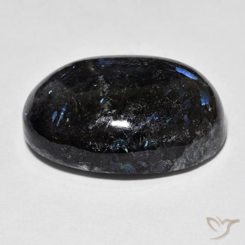 Nuummite Negro con destello azul natural de 28.34 ct, Ovalada, Opaco