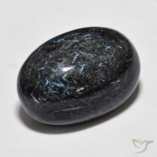 Nuummite Negro con destello azul natural de 20.13 ct, Ovalada, Opaco