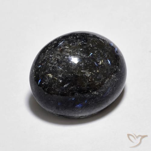 Nuummite Negro con destello azul natural de 6.95 ct, Ovalada, Opaco