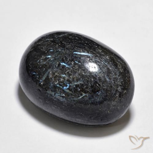 Nuummite Negro con destello azul natural de 25.34 ct, Ovalada, Opaco