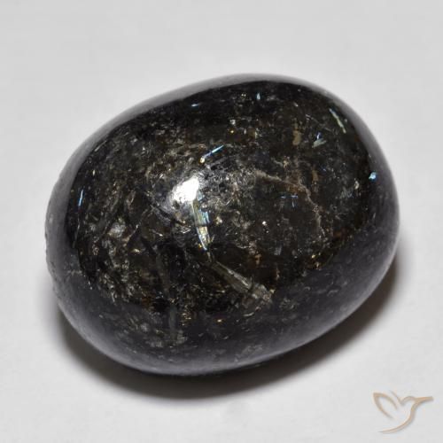 Nuummite Negro con destello azul natural de 27.76 ct, Ovalada, Opaco