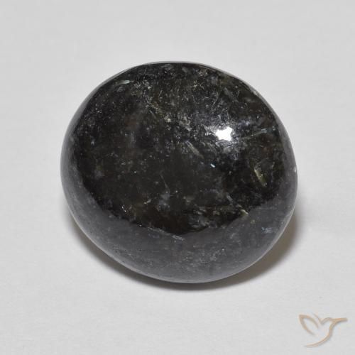 Nuummite Negro con destello azul natural de 6.70 ct, Ovalada, Opaco