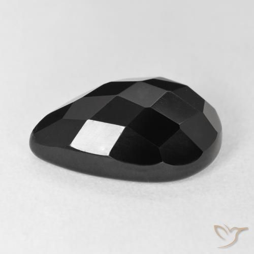 Ónix Negro natural de 7.67 ct, En forma de pera, Opaco
