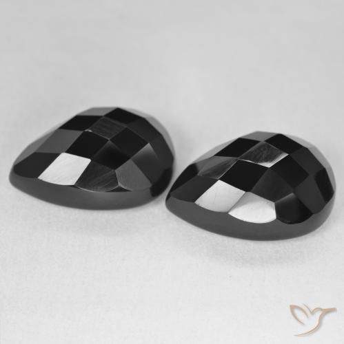 Gemas de Ónix Negro natural de 21.42 ct, En forma de pera, Opaco