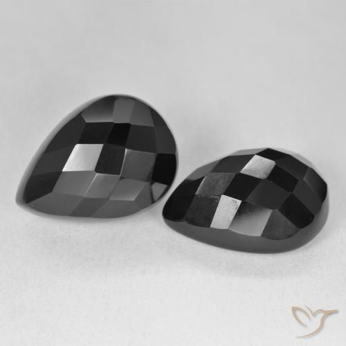 Gemas de Ónix Negro natural de 22.32 ct, En forma de pera, Opaco