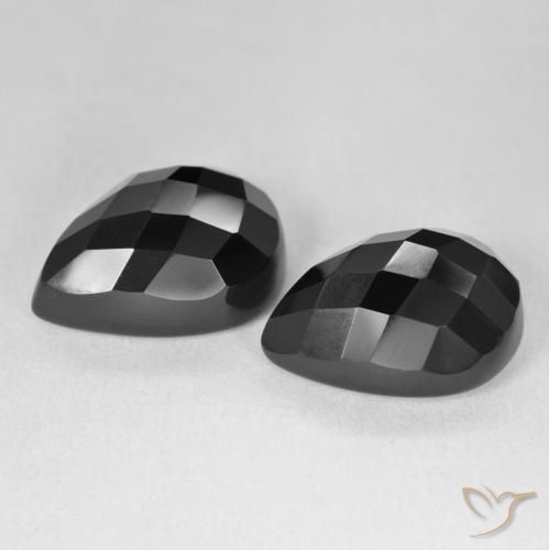 Gemas de Ónix Negro natural de 22.32 ct, En forma de pera, Opaco