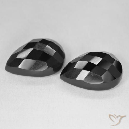 Gemas de Ónix Negro natural de 20.57 ct, En forma de pera, Opaco