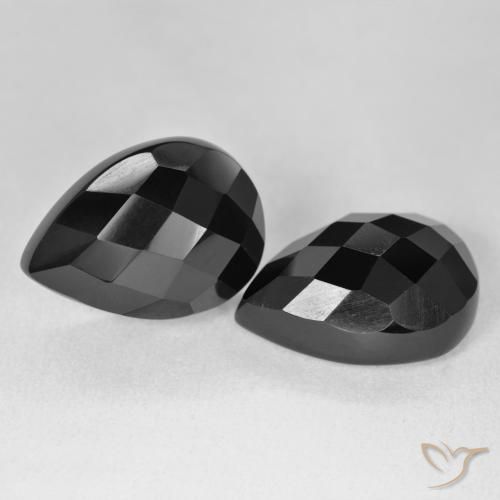 Gemas de Ónix Negro natural de 21.71 ct, En forma de pera, Opaco