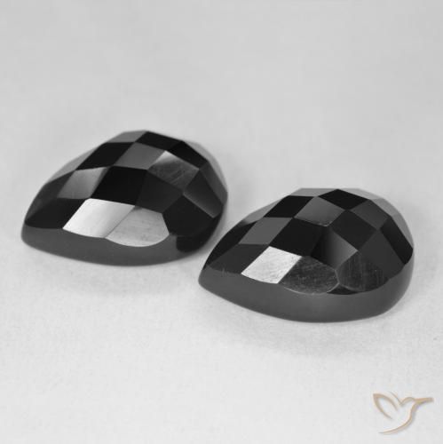 Gemas de Ónix Negro natural de 21.71 ct, En forma de pera, Opaco
