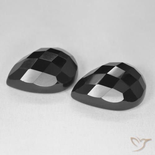 Gemas de Ónix Negro natural de 21.82 ct, En forma de pera, Opaco