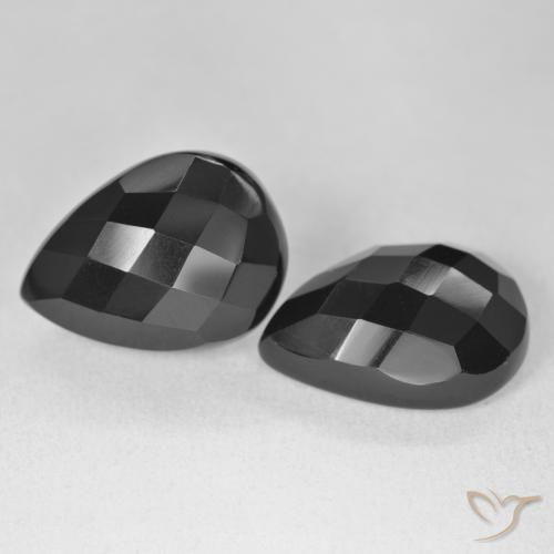 Gemas de Ónix Negro natural de 20.42 ct, En forma de pera, Opaco
