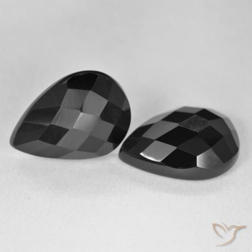 Gemas de Ónix Negro natural de 17.76 ct, En forma de pera, Opaco