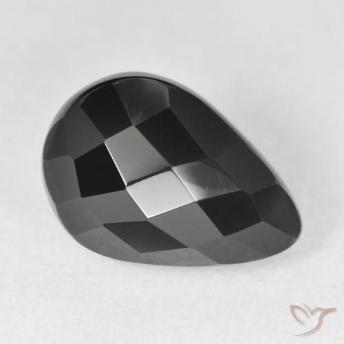 Ónix Negro natural de 8.51 ct, En forma de pera, Opaco