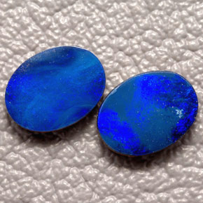 Gemas de doblete de ópalo multicolor natural de  ct, corte óvalo, opaco