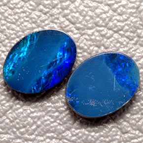 Gemas de doblete de ópalo multicolor natural de  ct, corte óvalo, opaco