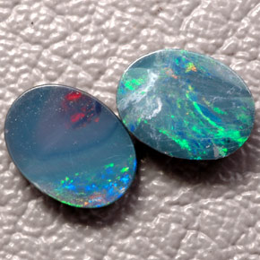 Gemas de doblete de ópalo multicolor natural de  ct, corte óvalo, opaco