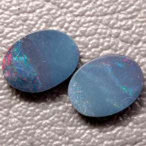 Gemas de doblete de ópalo multicolor natural de  ct, corte óvalo, opaco
