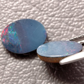 Gemas de doblete de ópalo multicolor natural de  ct, corte óvalo, opaco