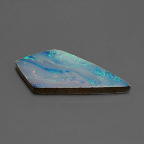 Doblete de ópalo multicolor natural de 7,60 ct, forma elegante, opaco