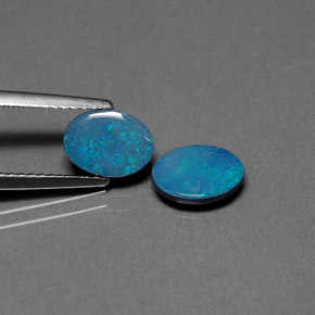 Gemas de doblete de ópalo multicolor natural de  ct, corte óvalo, opaco
