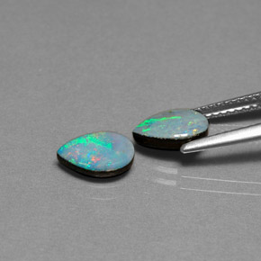 Gemas de doblete de ópalo multicolor natural de  ct, en forma de pera, opaco