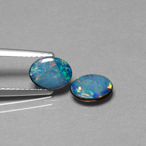 Gemas de doblete de ópalo multicolor natural de  ct, corte óvalo, opaco