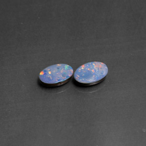 Gemas de doblete de ópalo multicolor natural de  ct, corte óvalo, opaco