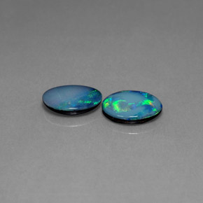 Gemas de doblete de ópalo multicolor natural de  ct, corte óvalo, opaco