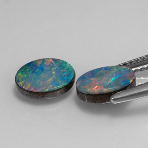 Gemas de doblete de ópalo multicolor natural de  ct, corte óvalo, opaco