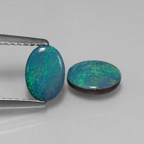 Gemas de doblete de ópalo multicolor natural de  ct, corte óvalo, opaco