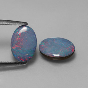 Gemas de doblete de ópalo multicolor natural de  ct, corte óvalo, opaco