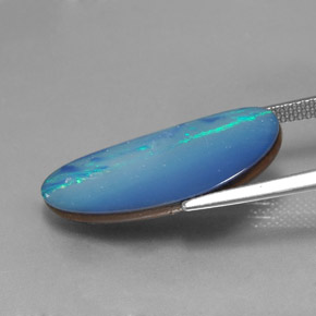 Doblete de ópalo multicolor natural de 6,85 ct, forma elegante, opaco