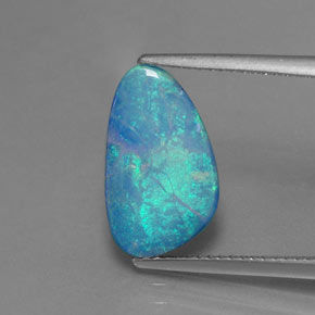 Doblete de ópalo multicolor natural de 2,26 ct, forma elegante, opaco