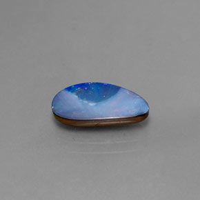 Doblete de ópalo multicolor natural de 2,64 ct, forma elegante, opaco