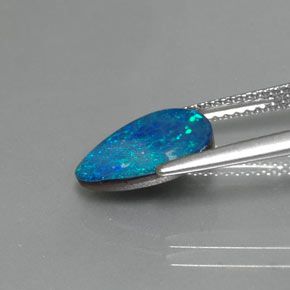 Doblete de ópalo multicolor natural de 1,64 ct, forma elegante, opaco