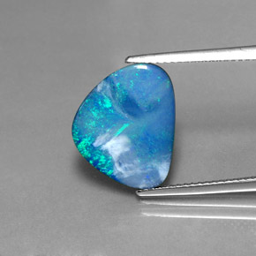 Doblete de ópalo multicolor natural de 3,71 ct, forma elegante, opaco