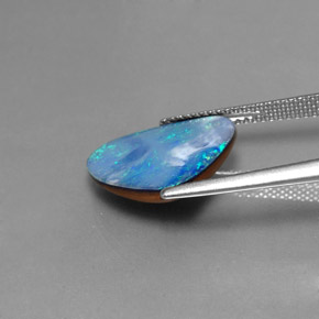 Doblete de ópalo multicolor natural de 3,71 ct, forma elegante, opaco