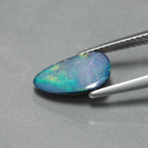 Doblete de ópalo multicolor natural de 1,39 ct, forma elegante, opaco