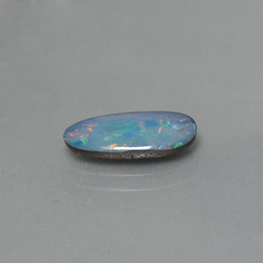 Doblete de ópalo multicolor natural de 0,98 ct, forma elegante, opaco