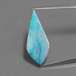 Doblete de ópalo multicolor natural de 7,20 ct, forma elegante, opaco