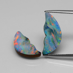 Gemas de doblete de ópalo multicolor natural de  ct, forma elegante, opaco
