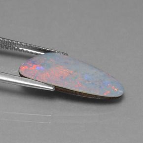 Doblete de ópalo Multicolor natural de 3.40 ct, Forma elegante, Opaco