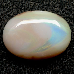 Ópalo multicolor natural de 6,24 ct, corte óvalo, opaco