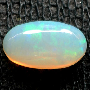Ópalo multicolor natural de 0,63 ct, transparente, transparente / translúcido