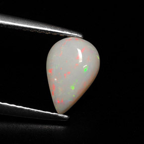 Ópalo multicolor natural de 0,86 ct, en forma de pera, opaco