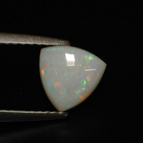 Ópalo multicolor natural de 0,75 ct, transparente, transparente / translúcido
